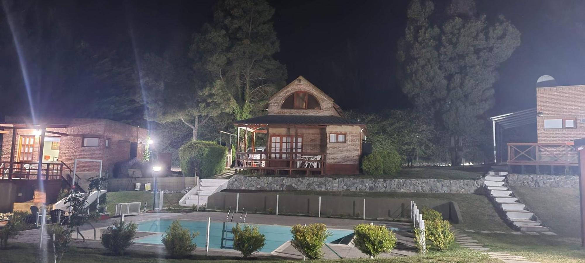 Cabañas Casa Alpina Tandil Exterior foto